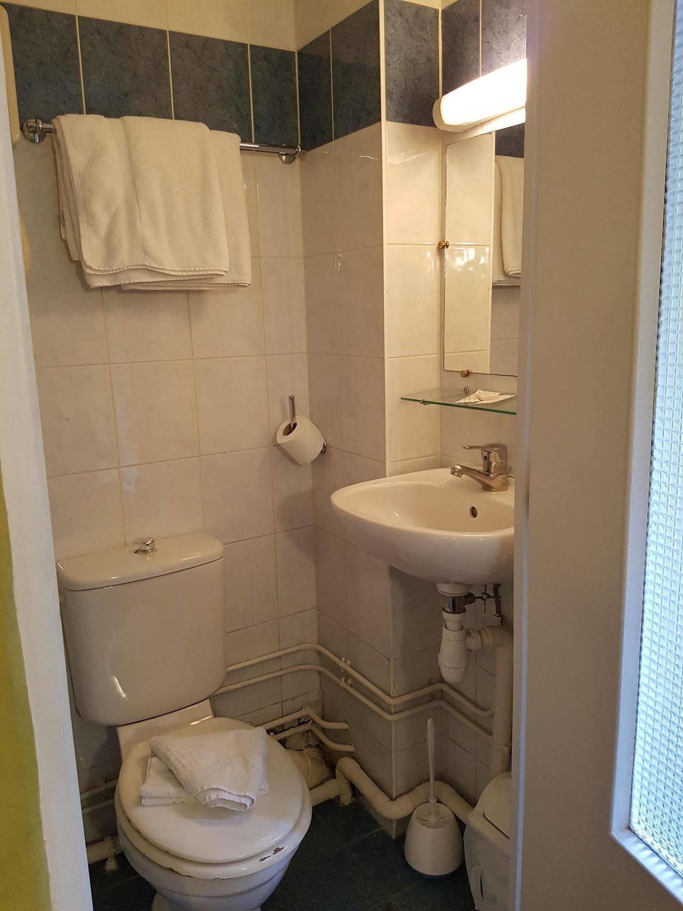 Ibis Styles Gare De L'est Magenta 3* Paris